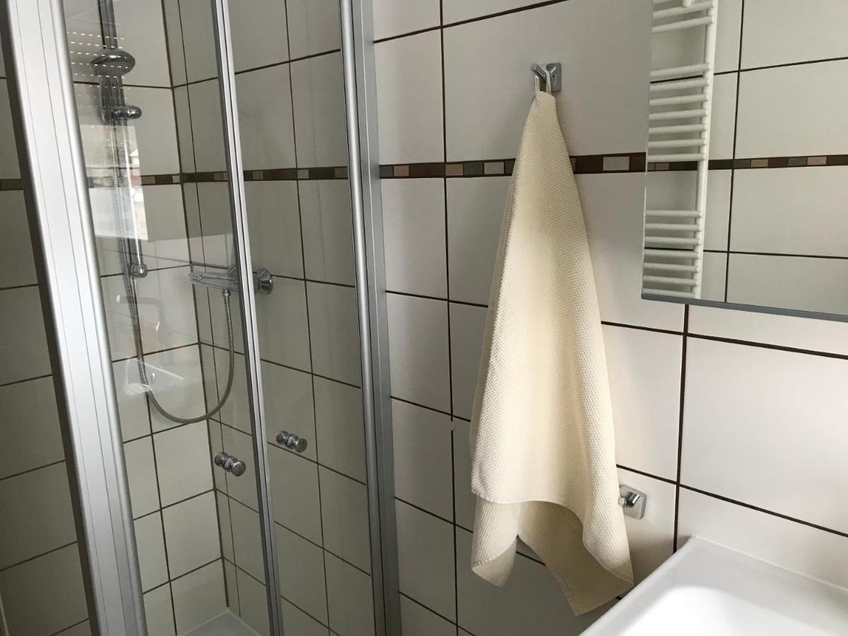 Ferienwohnung Von Paris Petersberg  Zewnętrze zdjęcie