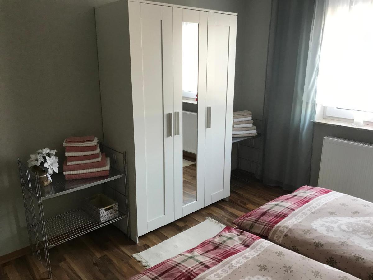 Ferienwohnung Von Paris Petersberg  Zewnętrze zdjęcie